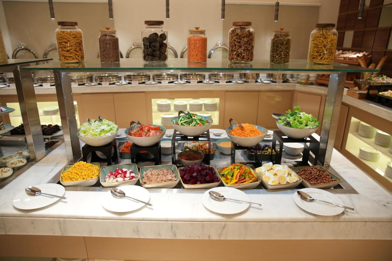 Royal Mansoura Residence Hotel โดฮา ภายนอก รูปภาพ